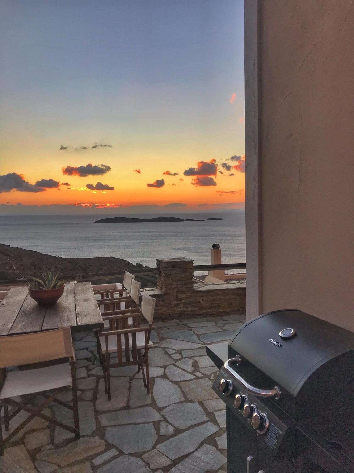Irida Villa - Sea & Sunset Flats By Explore Andros Batsi  Bagian luar foto